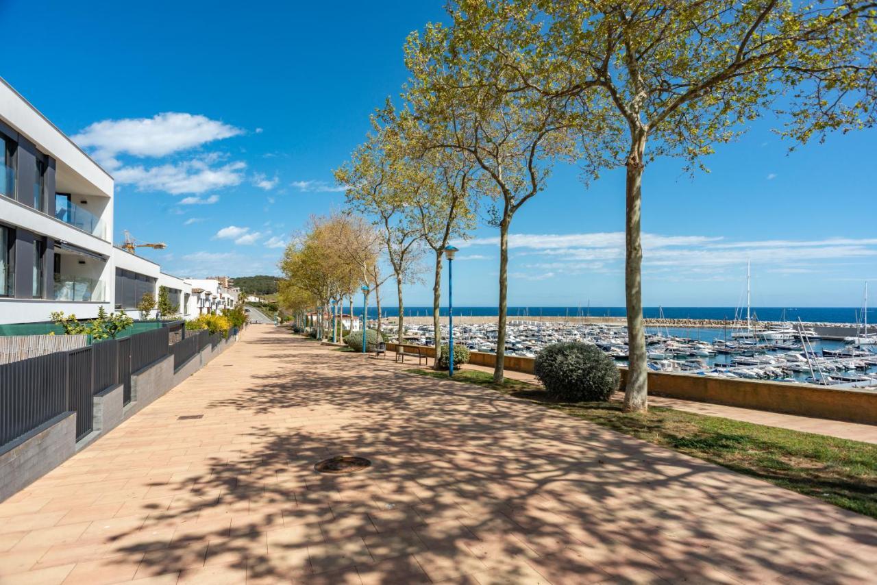 Gran Piso En Puerto Deportivo Marina Palamos Ideal Familias Exterior photo